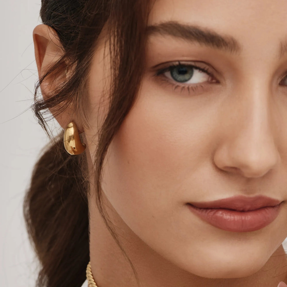 Gisele Dome Hoops