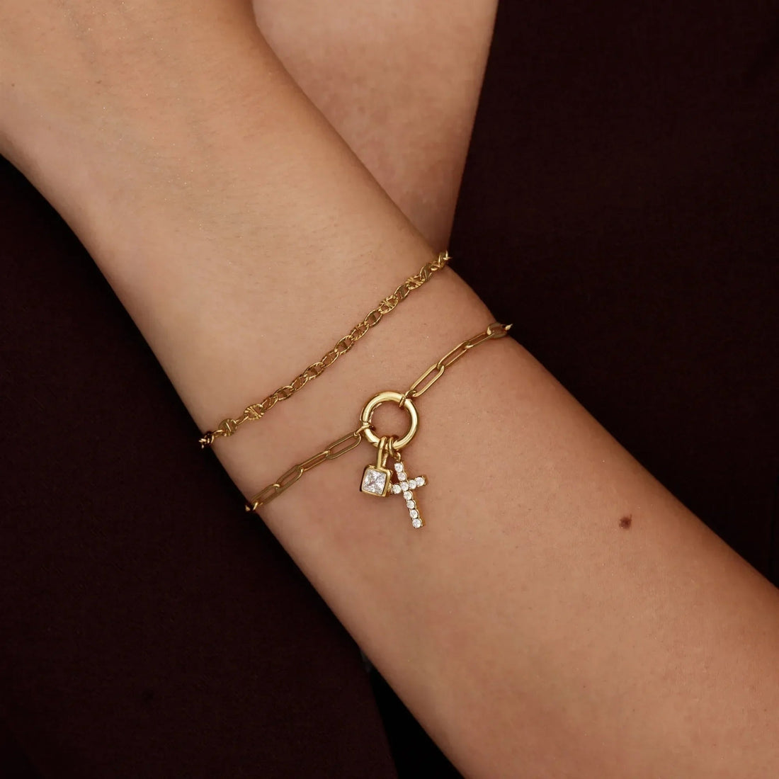 Paperclip Chain Charm Bracelet with Cross