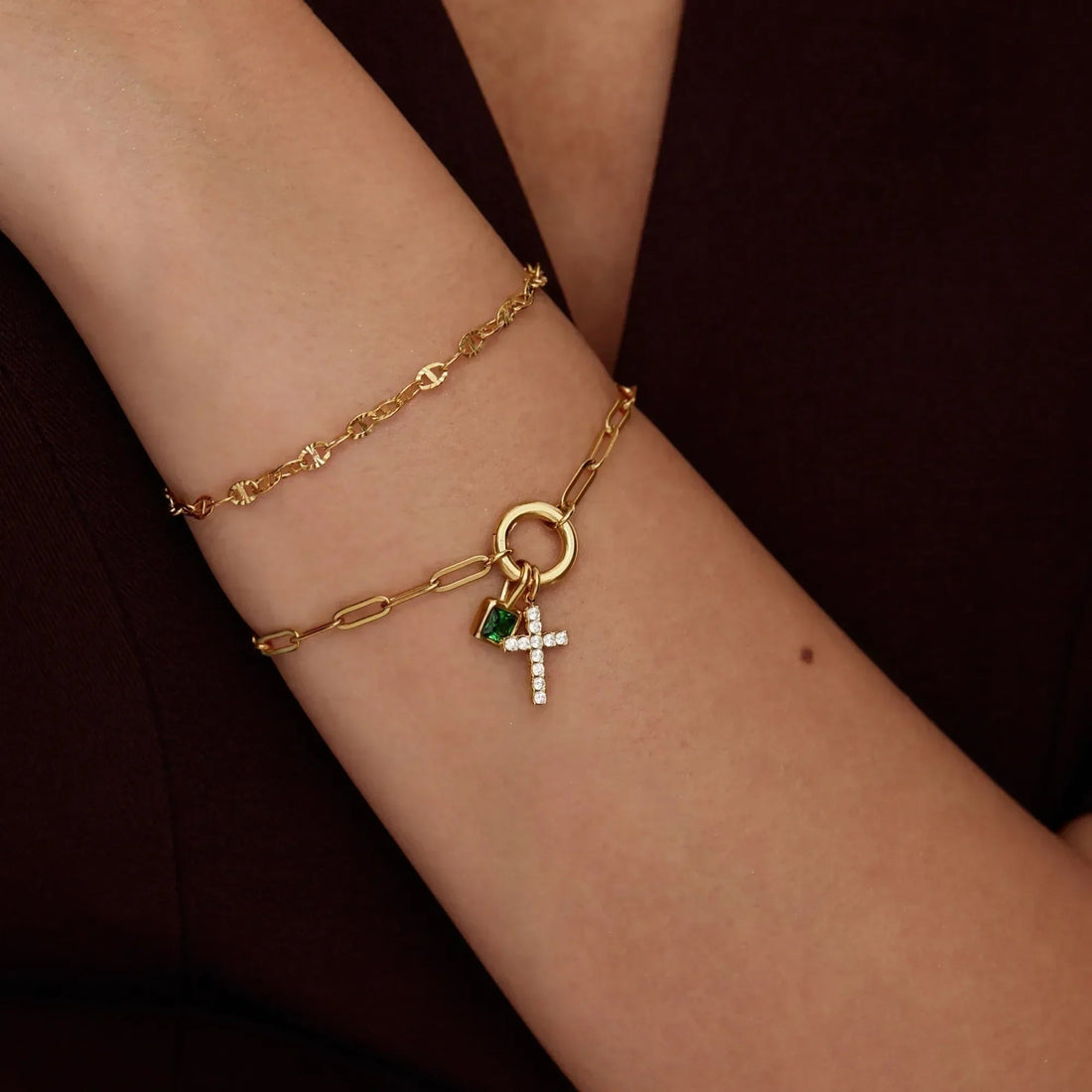 Paperclip Chain Charm Bracelet with Cross
