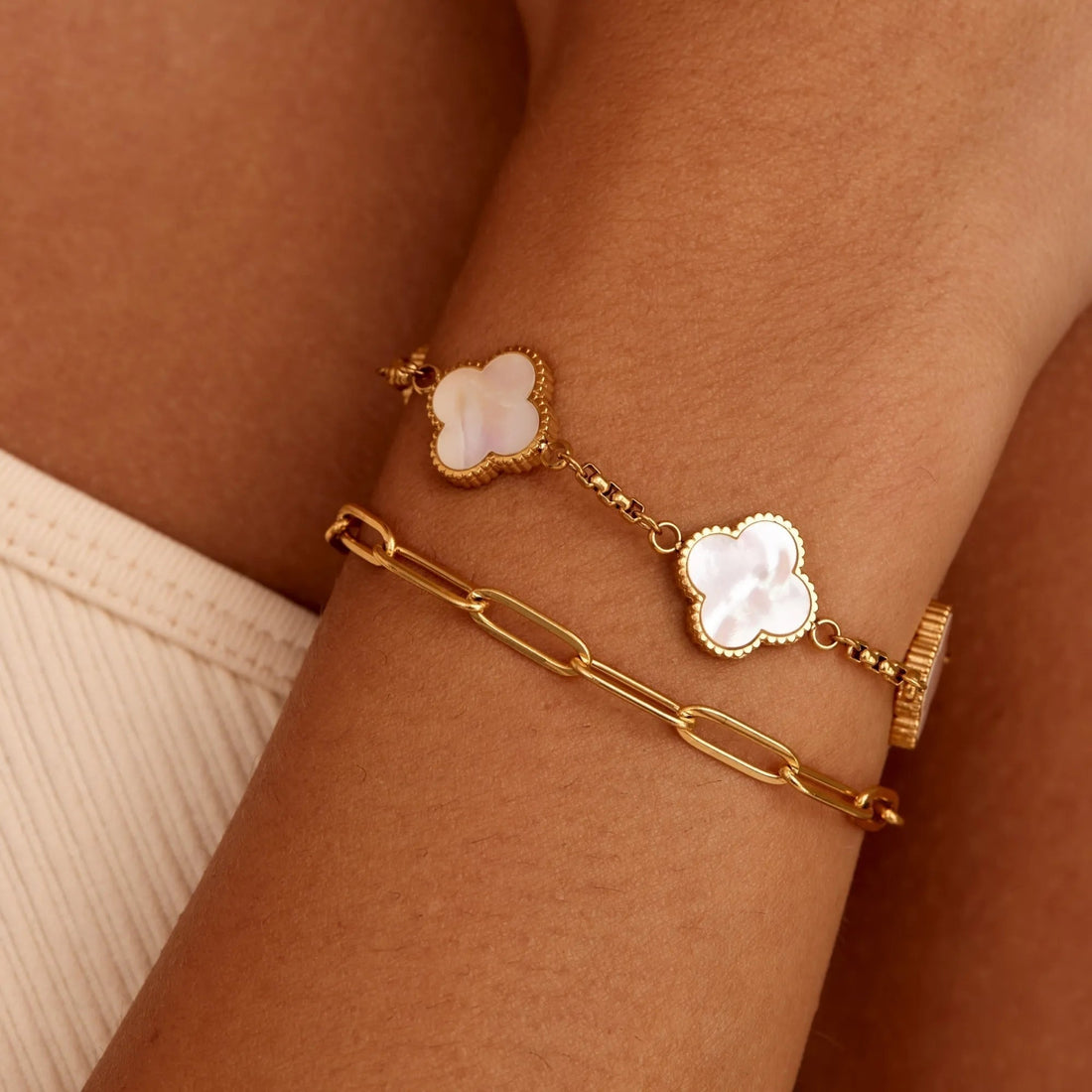 Mother-of-Pearl Clover Bracelet