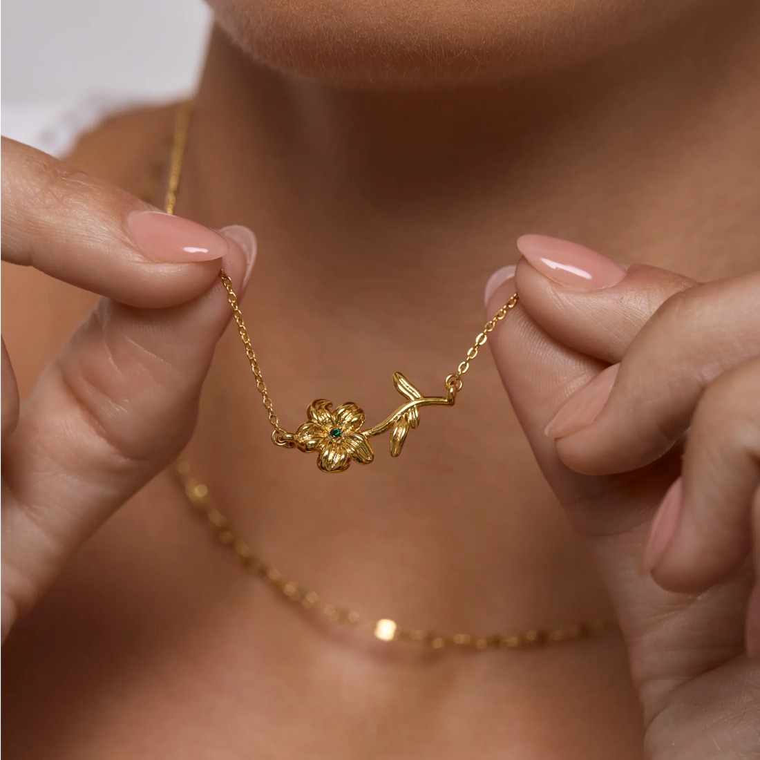 Delicate Necklace with Birth Flower