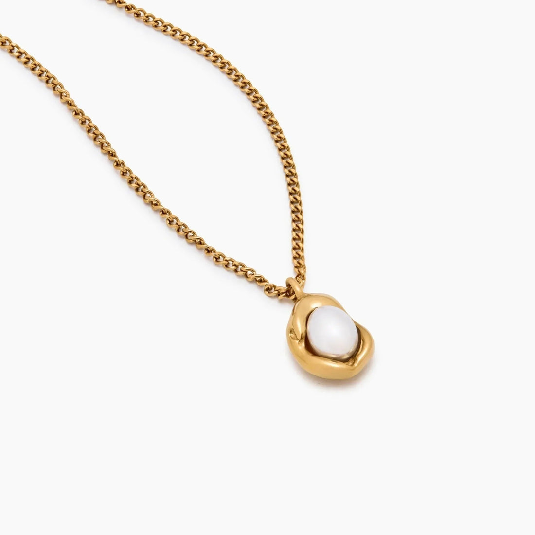 Luna Drop Pearl Necklace